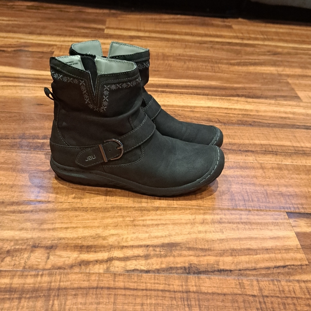 JBU Grey Buckle Up Boots With Zipper